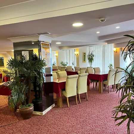 Hotel Bueyuek Sehzade 3*