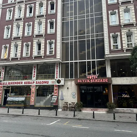 Bueyuek Sehzade 3*